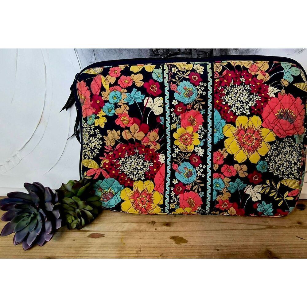 Vera Bradley laptop sleeve